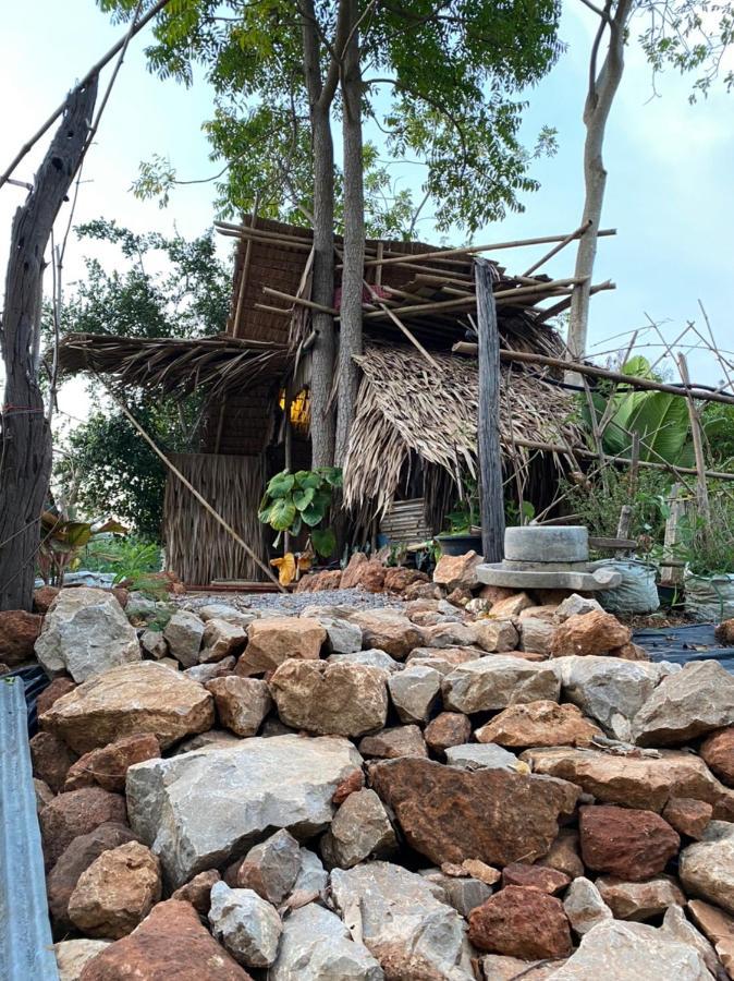 Royal Mountain Hut Hotel Ratchaburi Luaran gambar