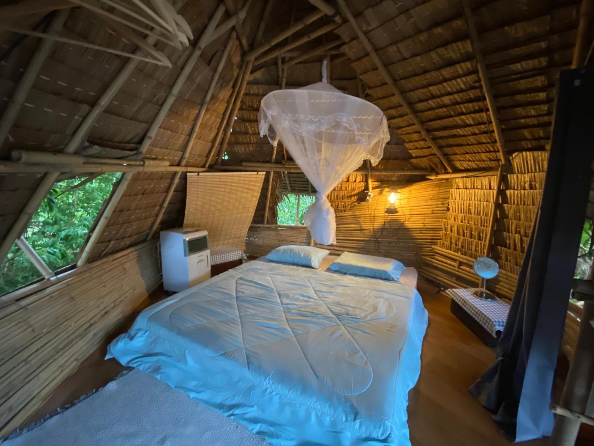 Royal Mountain Hut Hotel Ratchaburi Luaran gambar