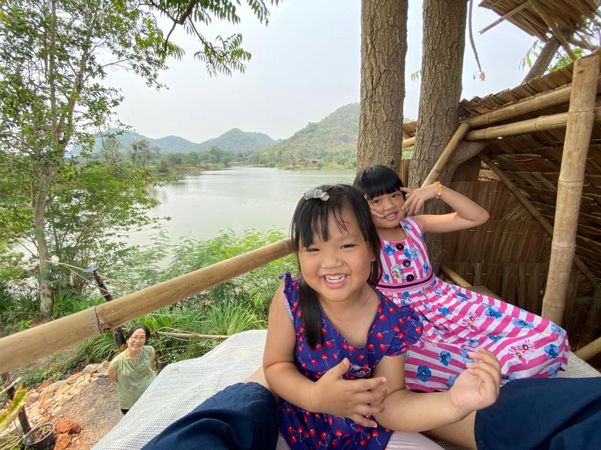 Royal Mountain Hut Hotel Ratchaburi Luaran gambar