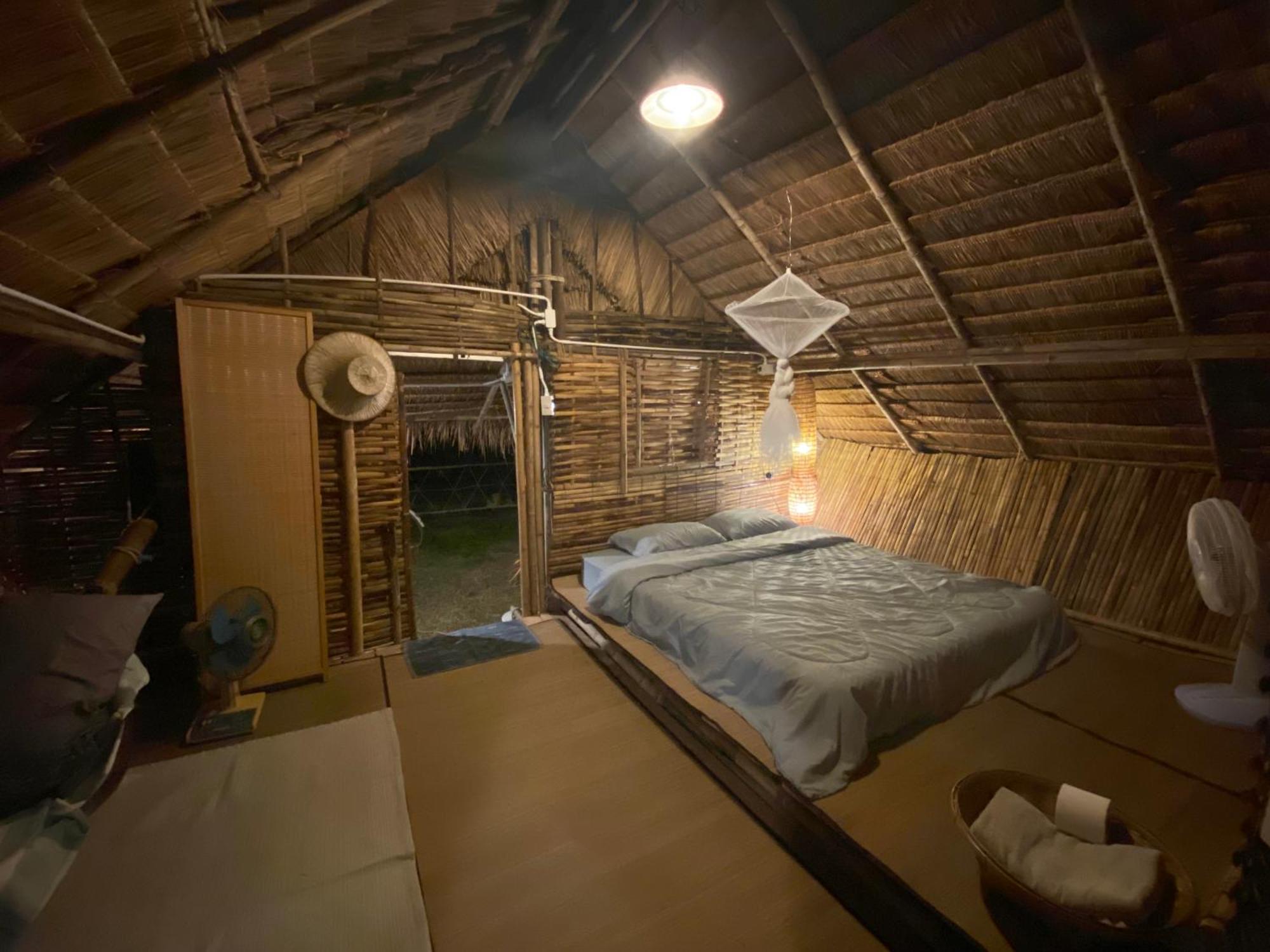 Royal Mountain Hut Hotel Ratchaburi Luaran gambar
