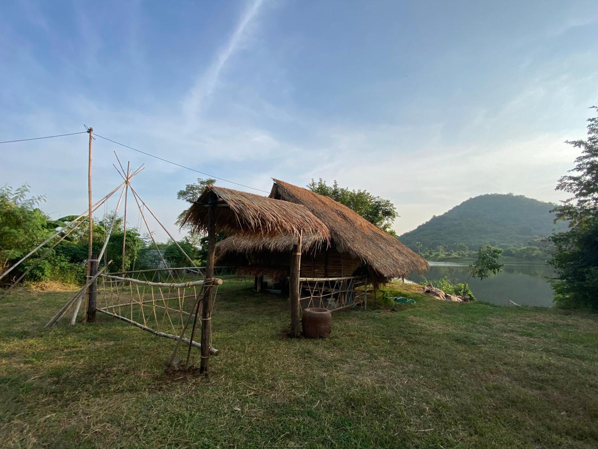 Royal Mountain Hut Hotel Ratchaburi Luaran gambar