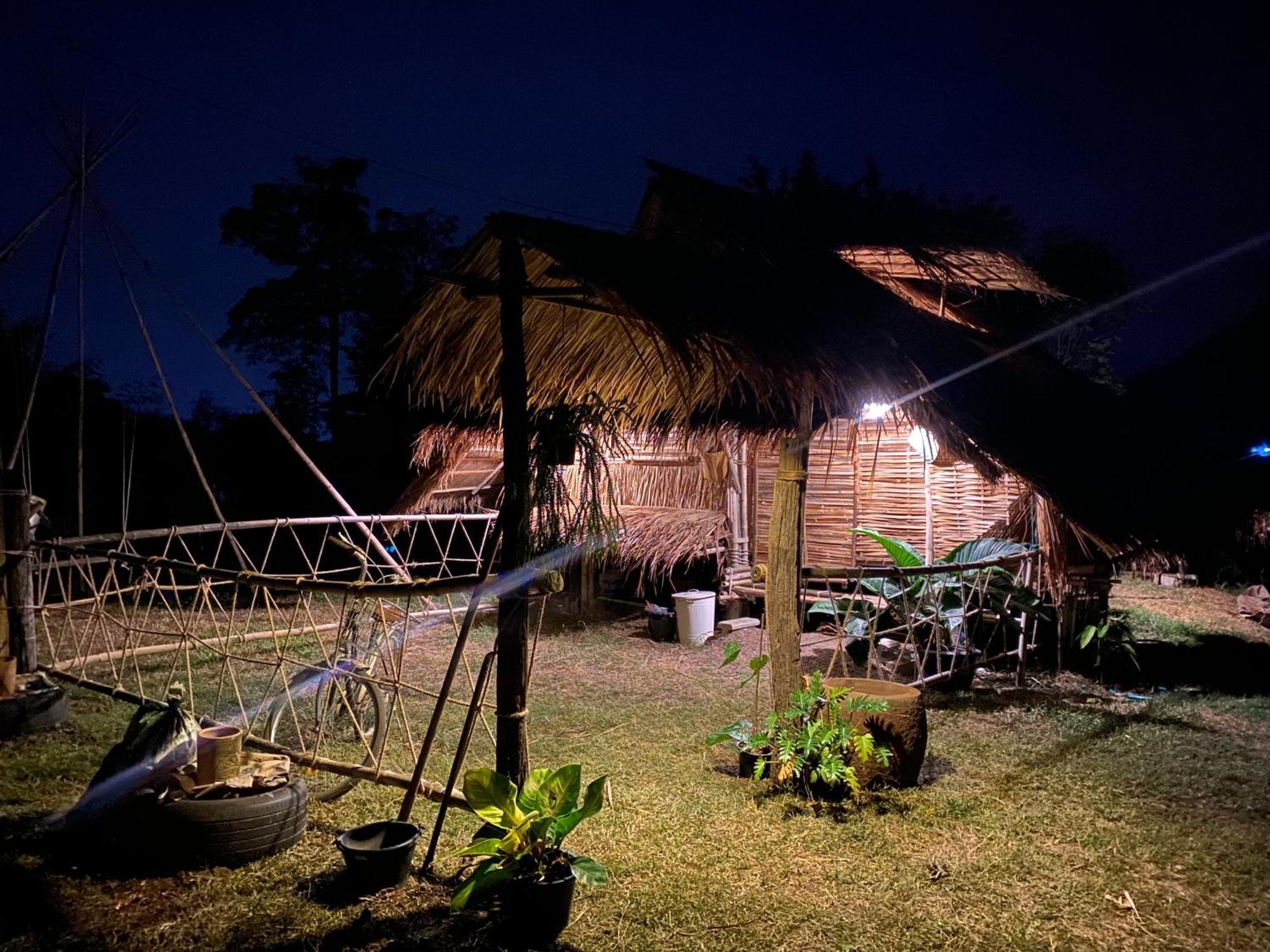 Royal Mountain Hut Hotel Ratchaburi Luaran gambar