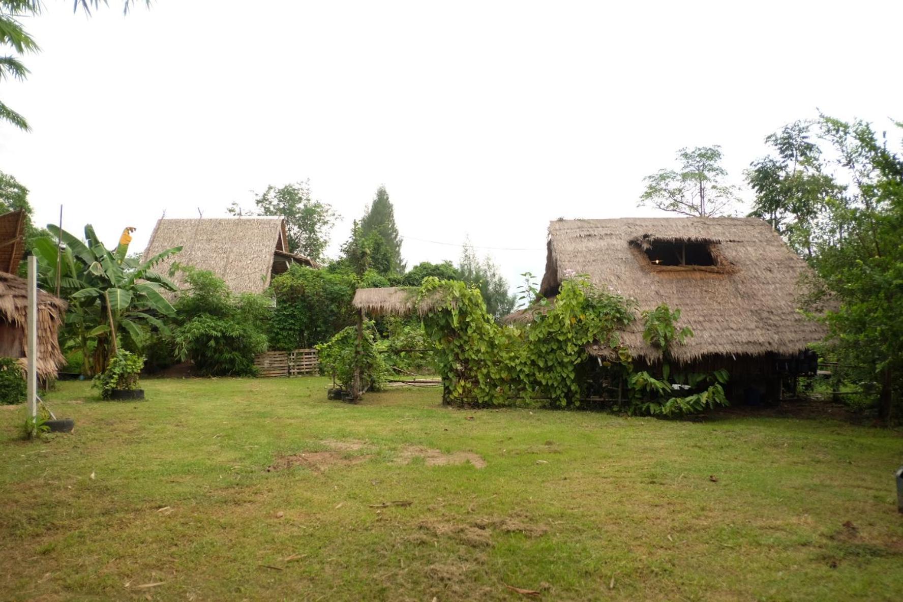Royal Mountain Hut Hotel Ratchaburi Bilik gambar